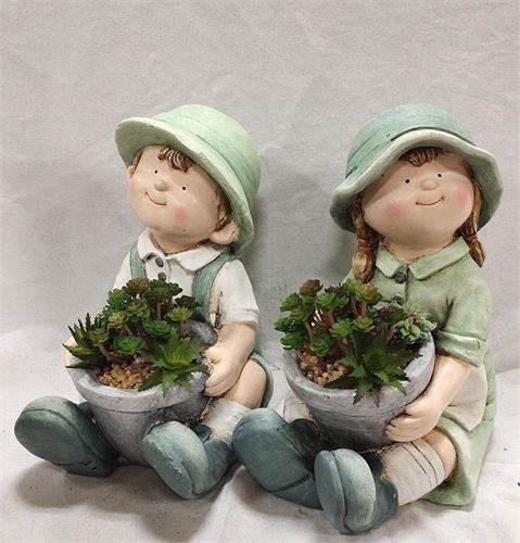 A70505 MENINO JARDIM VERDE