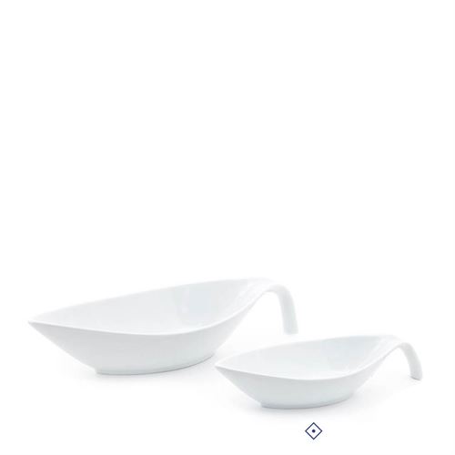 23097 TAÇA COM PEGA EM PORCELANA - 23 CM C 23,00 L 8,00 A 4,00