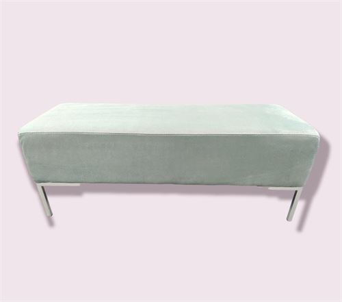 7 BANQUETA LISA VERDE MENTA C/PÉS PRATEADOS 120X43X45CM